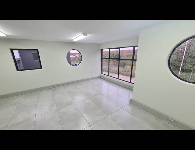 164M² WAREHOUSE TO LET IN RIVERHORSE VALLEY